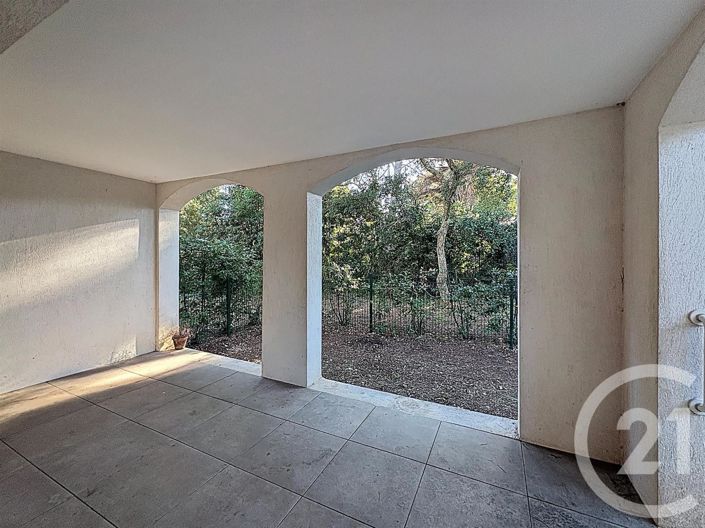 Image No.2-Appartement de 2 chambres à vendre à Cavalaire-sur-Mer