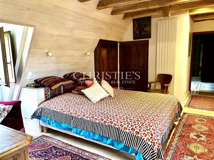 Image No.12-3 Bed House for sale