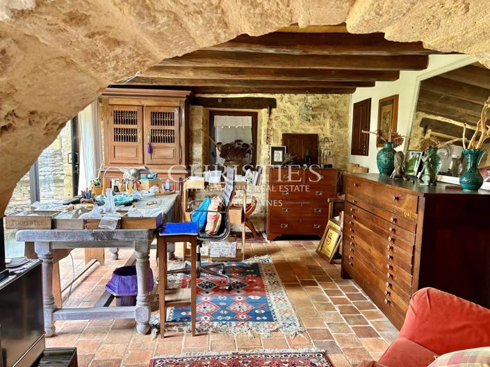 Image No.17-3 Bed House for sale