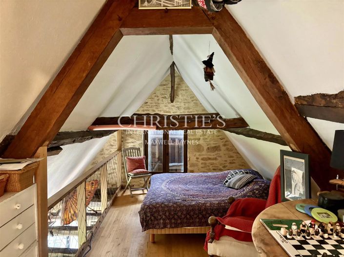 Image No.18-3 Bed House for sale