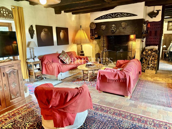 Image No.9-3 Bed House for sale