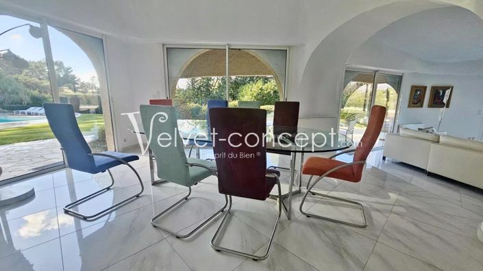 Image No.5-House for sale