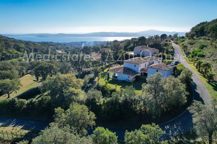 Image No.3-Maison de 4 chambres à vendre à Grimaud