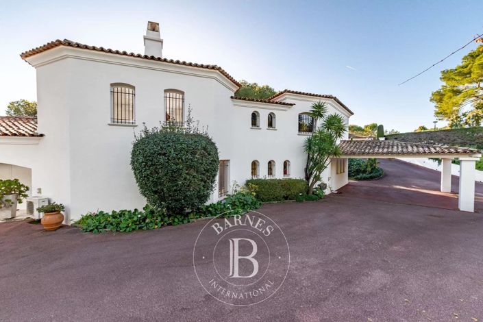 Image No.9-4 Bed House for sale