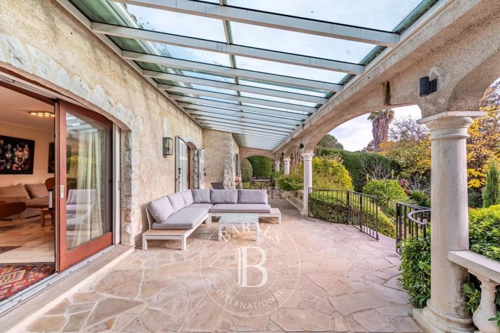 Image No.17-5 Bed House for sale