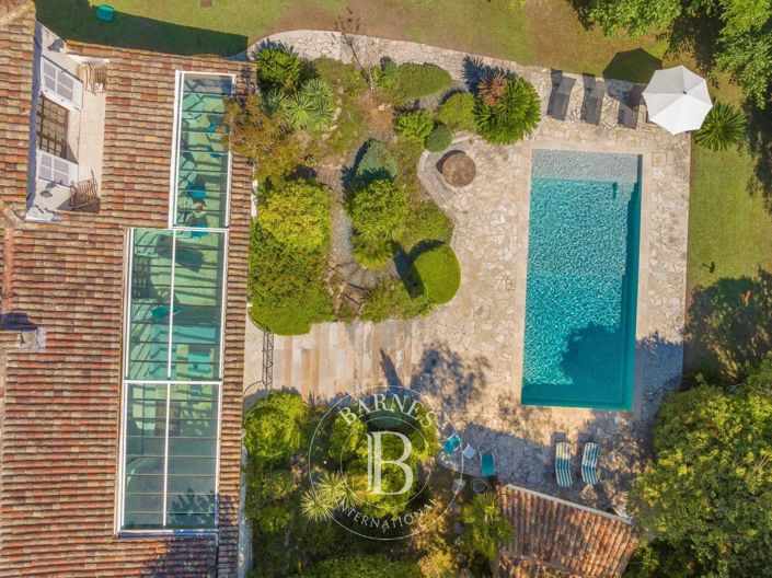 Image No.2-5 Bed House for sale