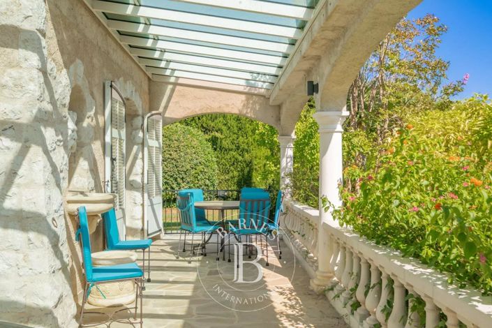 Image No.29-5 Bed House for sale