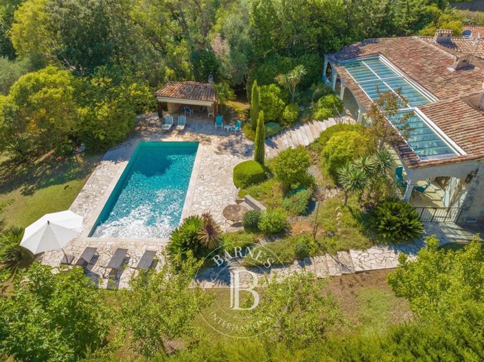 Image No.3-5 Bed House for sale