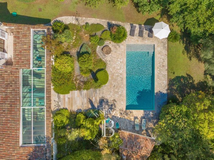 Image No.32-5 Bed House for sale