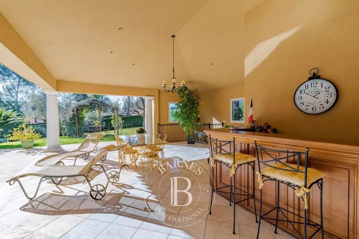 Image No.9-4 Bed House for sale