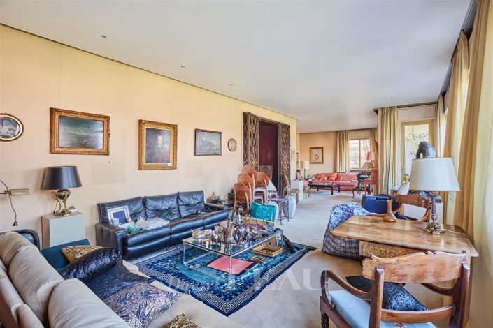 Image No.12-3 Bed Apartment for sale