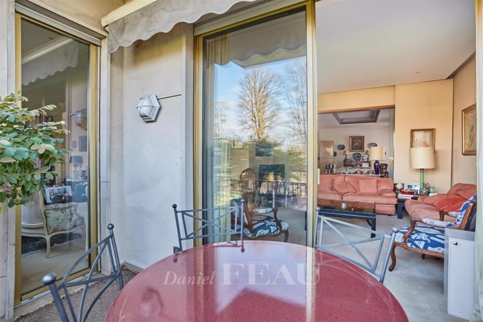 Image No.8-3 Bed Apartment for sale