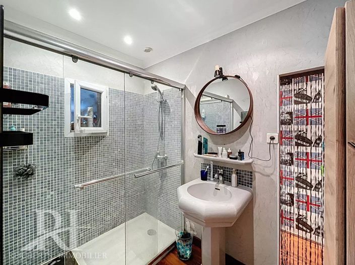 Image No.18-3 Bed House for sale