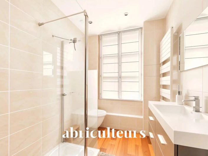 Image No.13-5 Bed House for sale