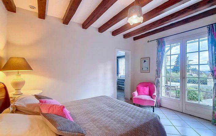 Image No.11-3 Bed House for sale