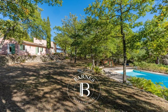 Image No.4-6 Bed House for sale