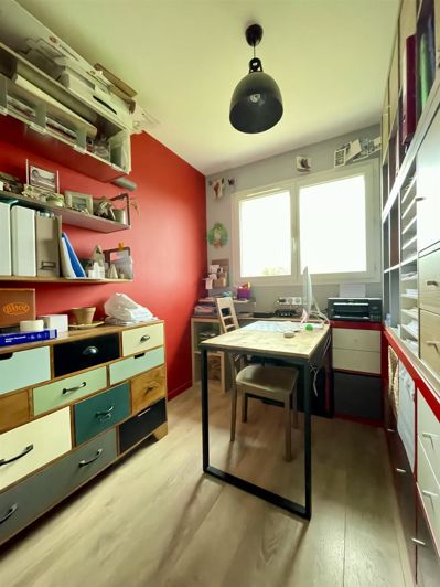 Image No.13-4 Bed House for sale