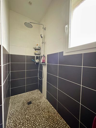 Image No.15-4 Bed House for sale