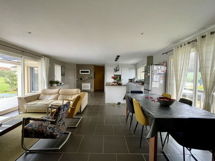 Image No.5-4 Bed House for sale