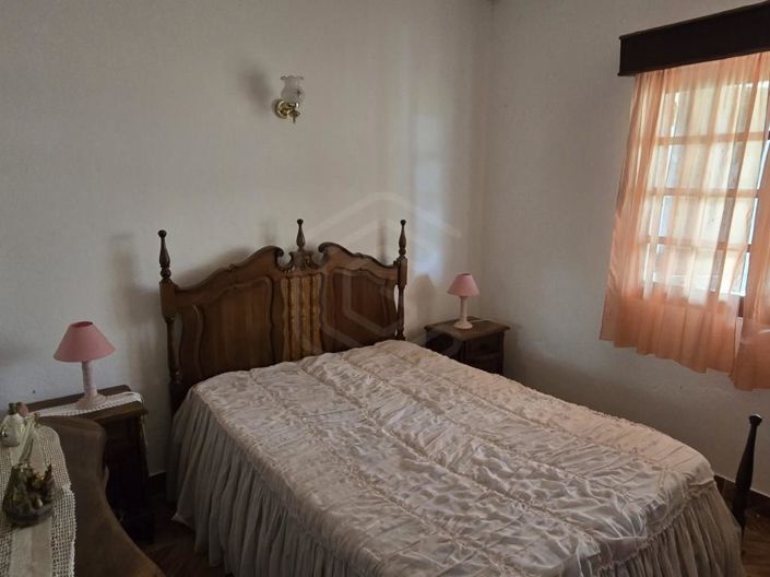 Image No.7-2 Bed House for sale