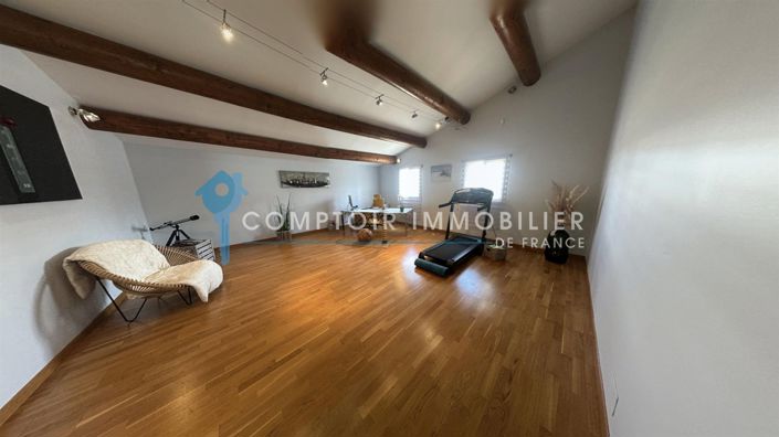 Image No.15-4 Bed House for sale