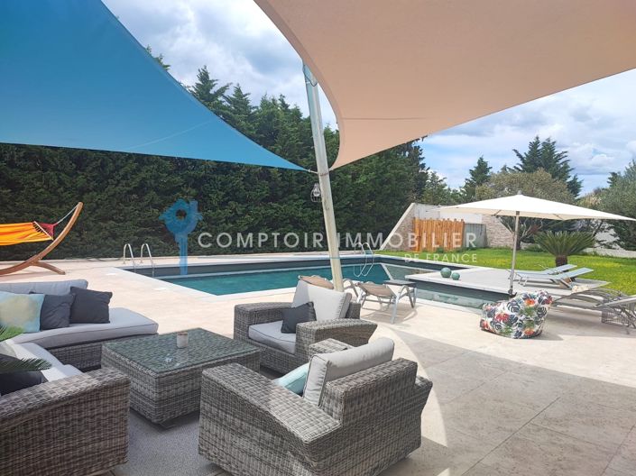Image No.2-4 Bed House for sale