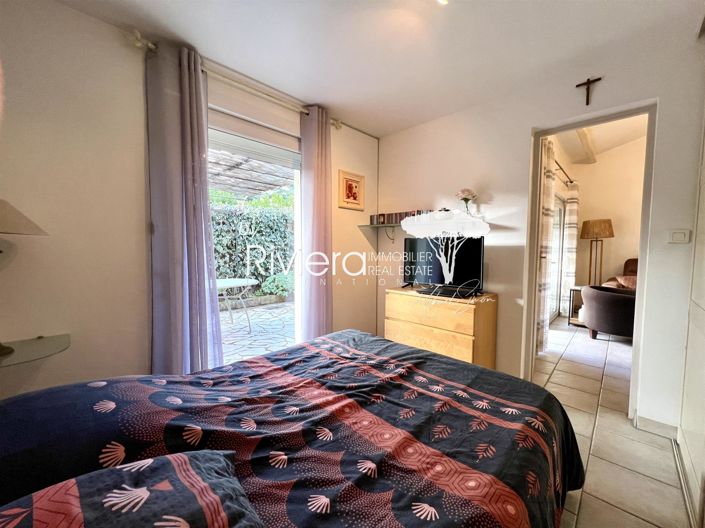 Image No.11-2 Bed House for sale