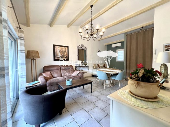 Image No.4-2 Bed House for sale