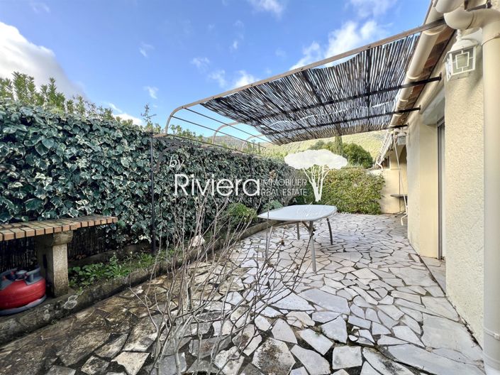 Image No.9-2 Bed House for sale