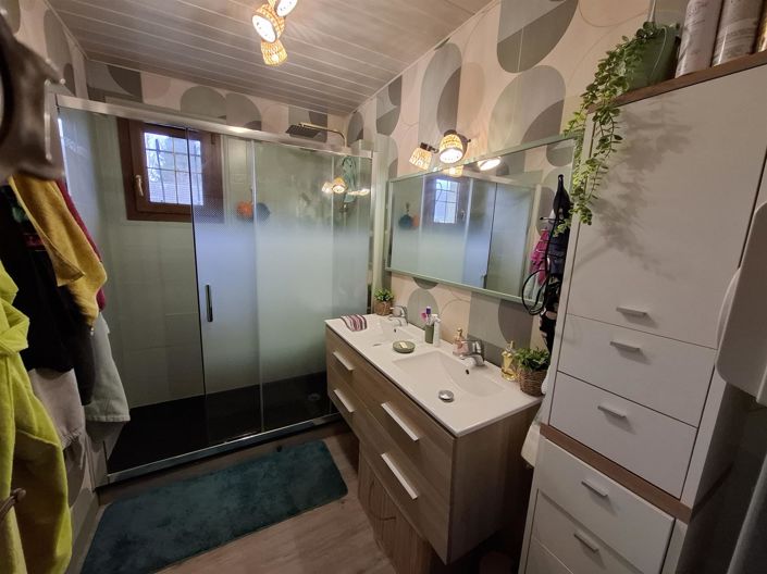 Image No.12-3 Bed House for sale