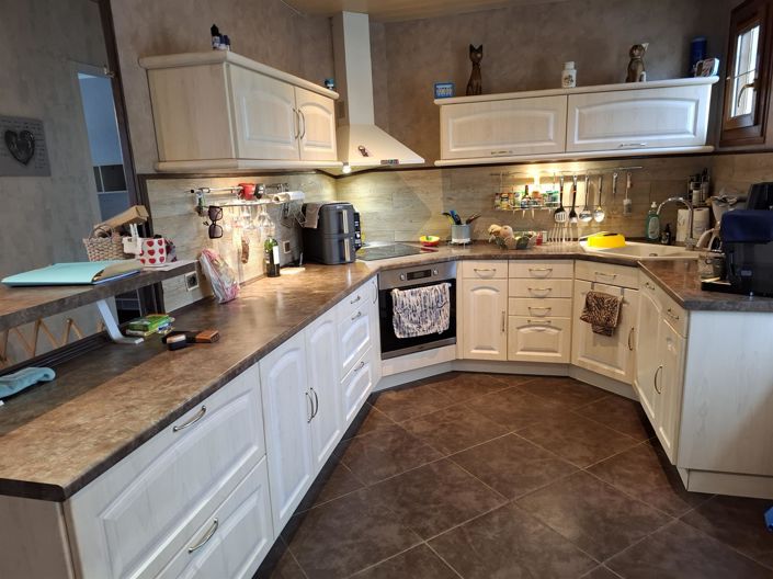 Image No.4-3 Bed House for sale