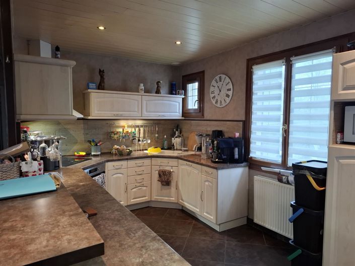 Image No.5-3 Bed House for sale