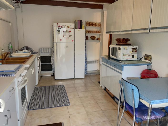 Image No.6-2 Bed House for sale