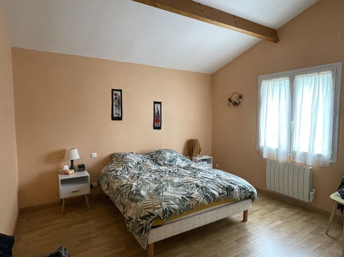 Image No.6-2 Bed House for sale