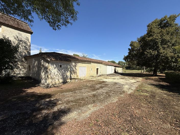 Image No.19-7 Bed House for sale