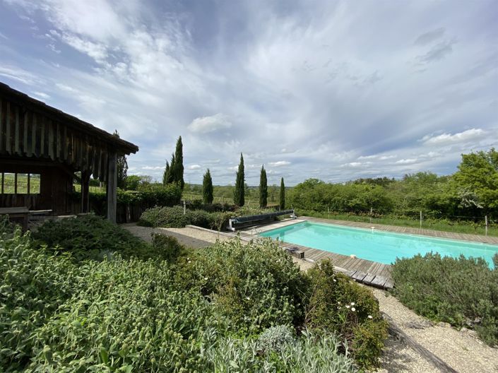 Image No.21-5 Bed House for sale