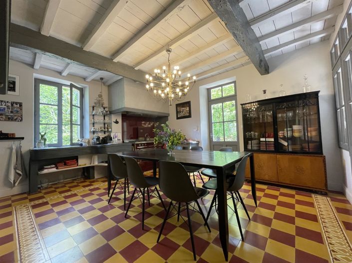 Image No.5-5 Bed House for sale