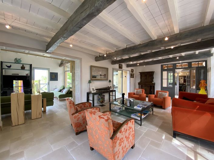 Image No.7-5 Bed House for sale