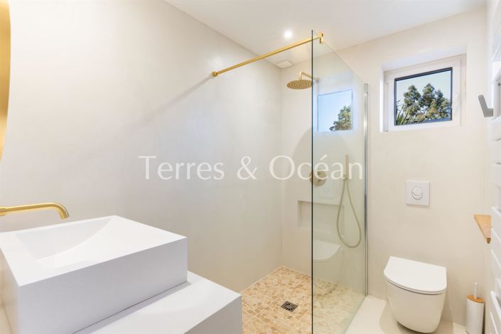 Image No.14-4 Bed House for sale