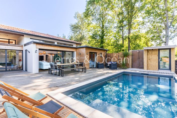 Image No.2-4 Bed House for sale