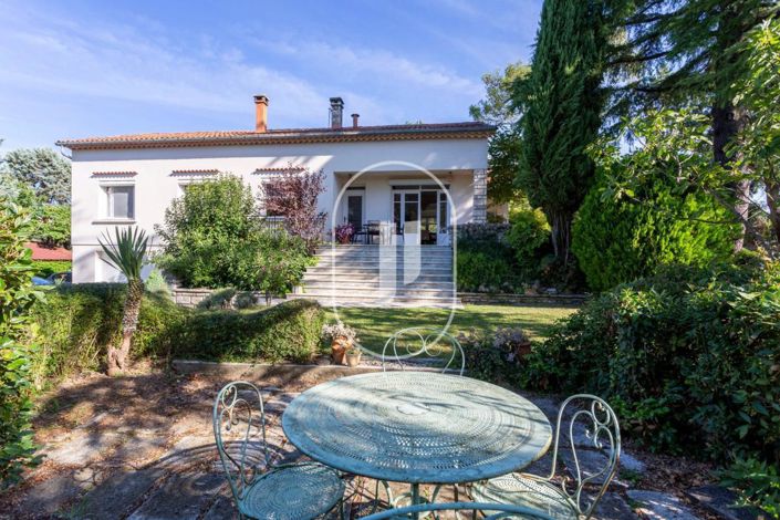 Image No.3-4 Bed House for sale