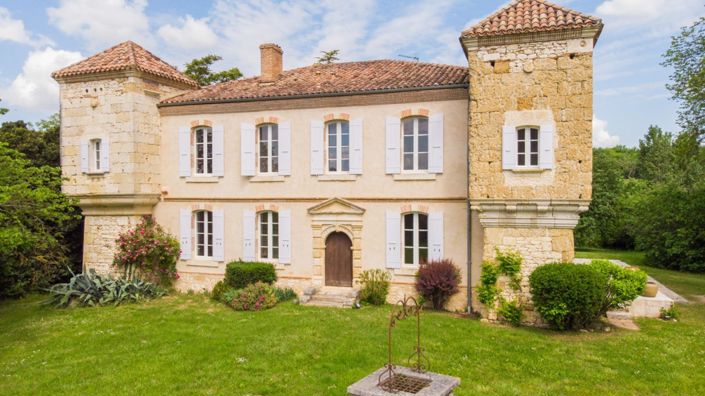 Image No.2-4 Bed Property for sale