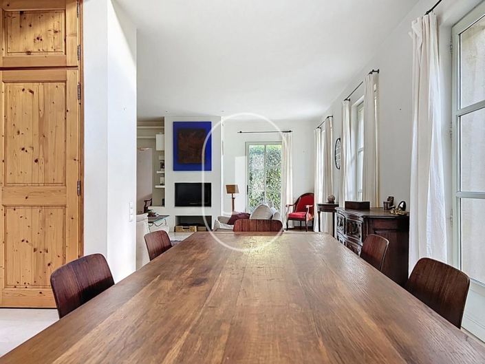 Image No.3-Maison de 3 chambres à vendre à Uzès