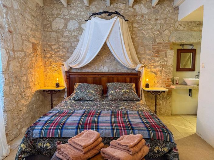 Image No.10-4 Bed House for sale