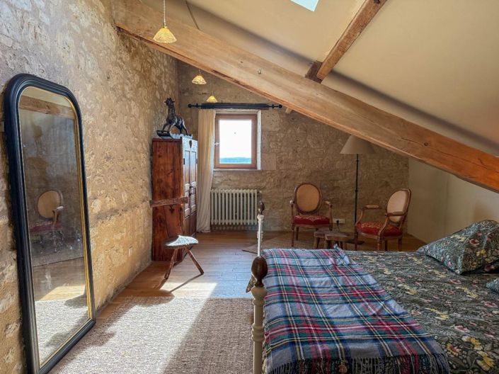 Image No.15-4 Bed House for sale