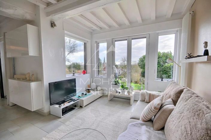 Image No.6-4 Bed House for sale