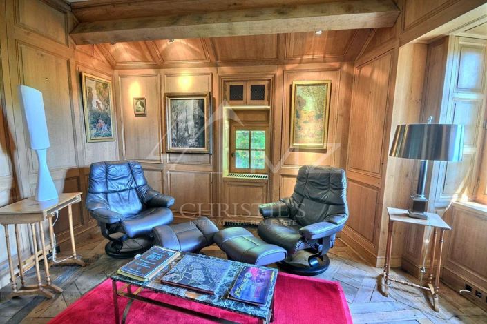 Image No.14-11 Bed House for sale