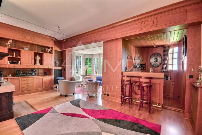 Image No.9-11 Bed House for sale