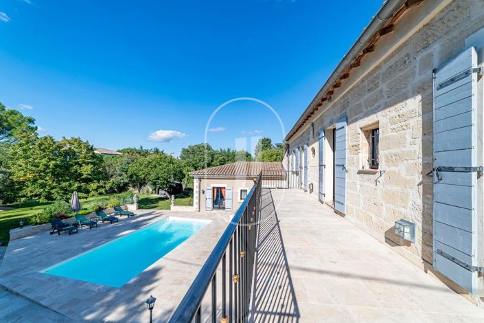 Image No.2-Maison de 4 chambres à vendre à Uzès