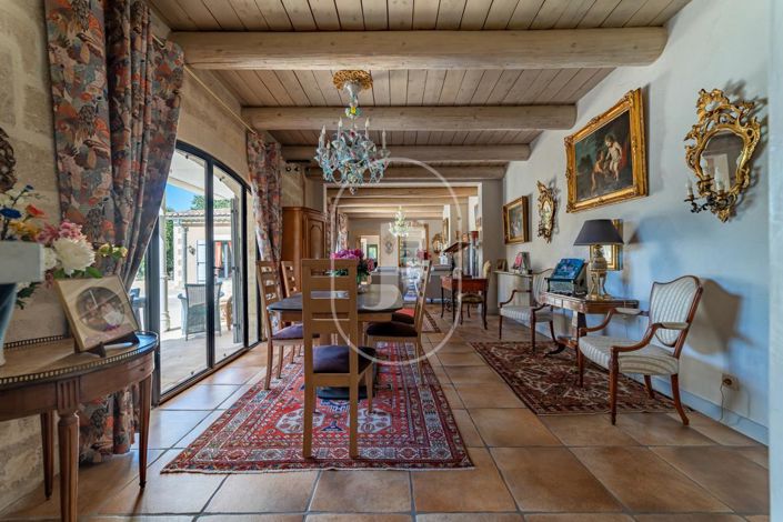 Image No.5-Maison de 4 chambres à vendre à Uzès